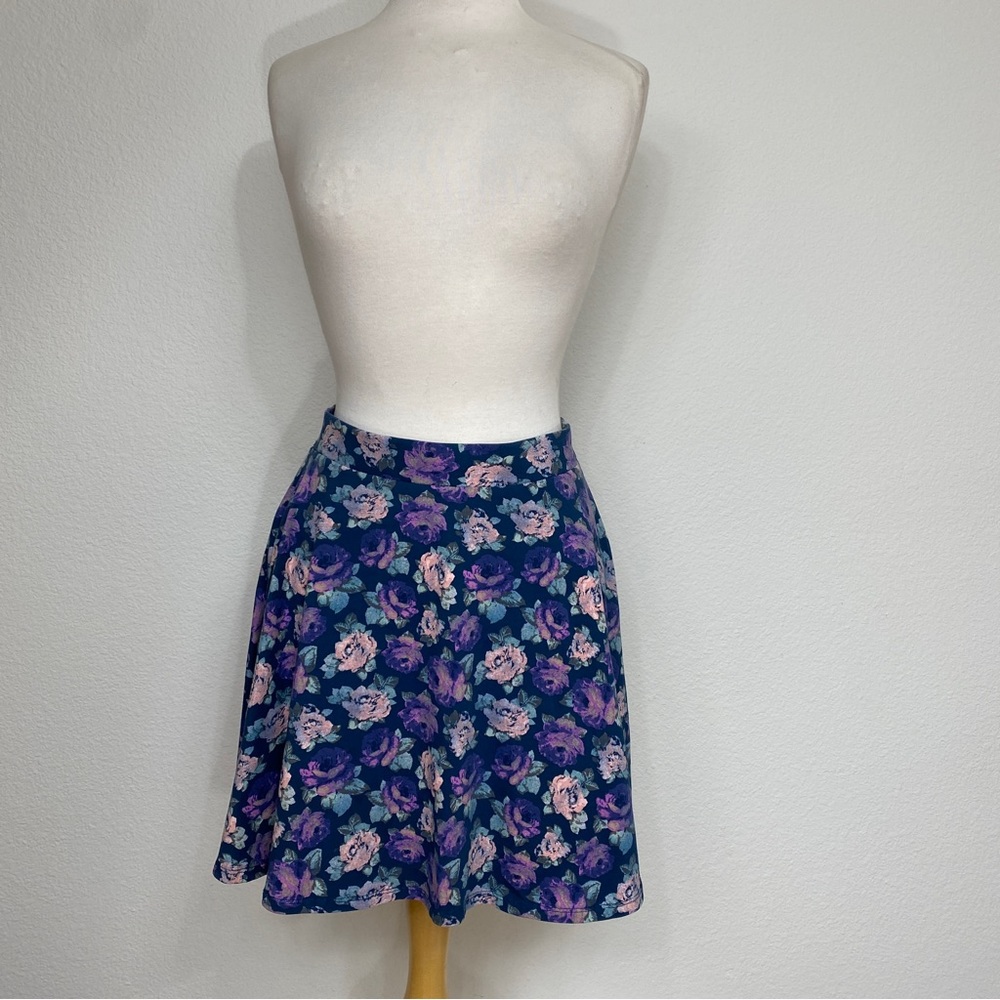 3/$25 Mossimo Blue Purple Floral Stretch Fit & Flare Mini Skirt Size Medium Boho